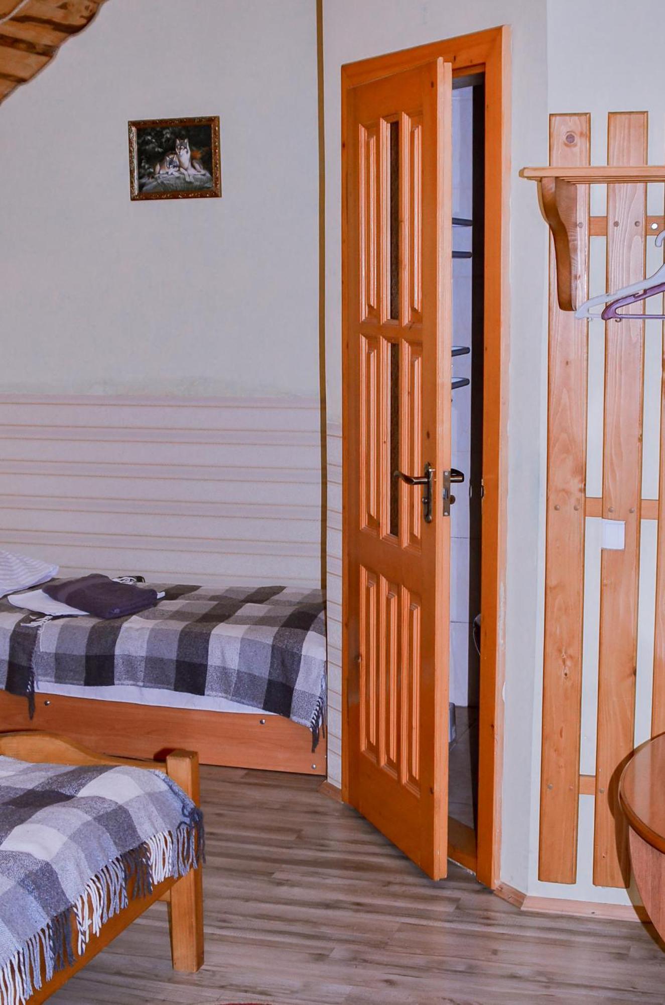 Guest House Mandrivnyi Rooms&Apartments Yasinya Exterior foto